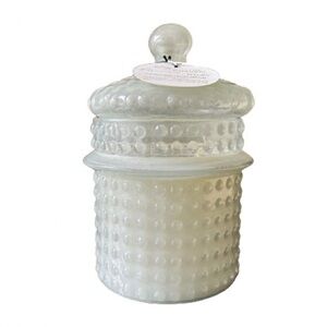 NWT BLOOMING MANDARIN Scented Candle, in a Beautiful Textured Glass Container